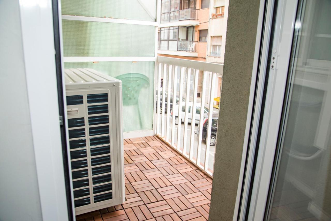 Apartamento Reus 2 - Parking Gratuito Εξωτερικό φωτογραφία